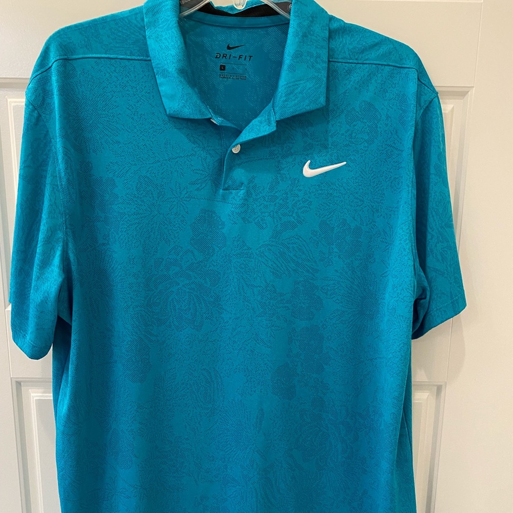 Men’s Golf Shirt. Great condition. Hardly worn.